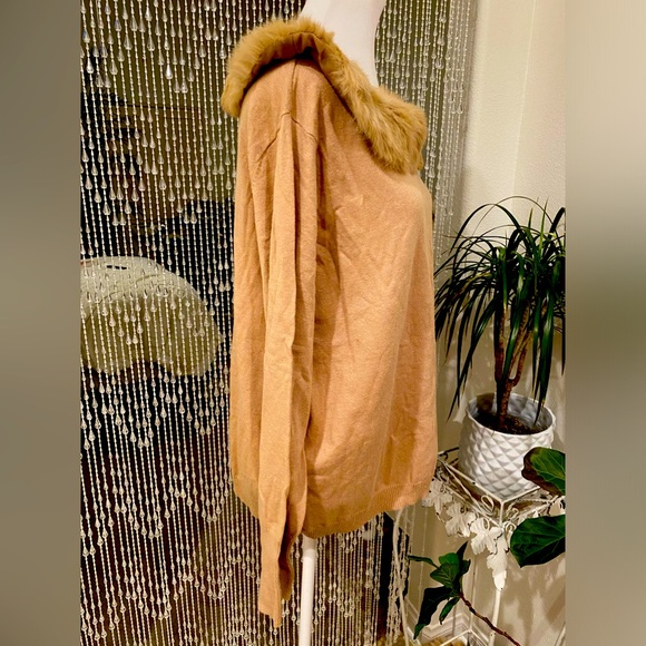 JOHN PAUL RICHARD RABBIT FUR SWEATER NWT - Picture 4 of 6